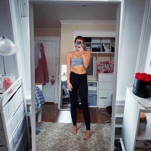 LULULEMON FLOW Y SPORTS BRA HEATHER GREY SIZE: 4